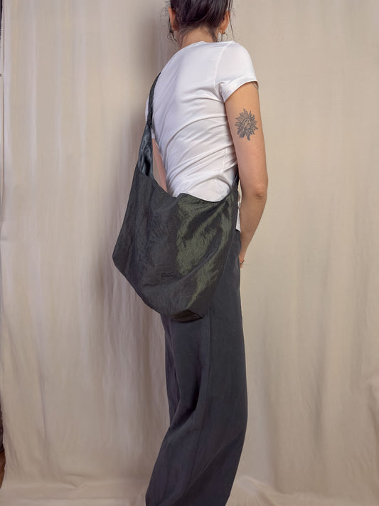 Handbag - dark green shiny - medium