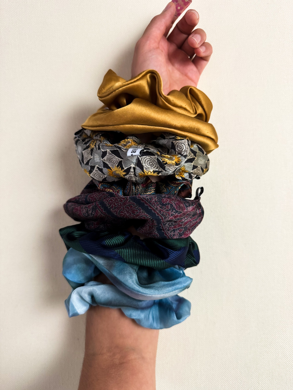 Scrunchie - green & blue stripes
