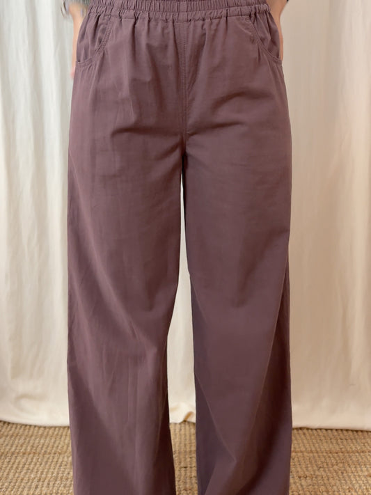 Wide leg trousers in plain brown