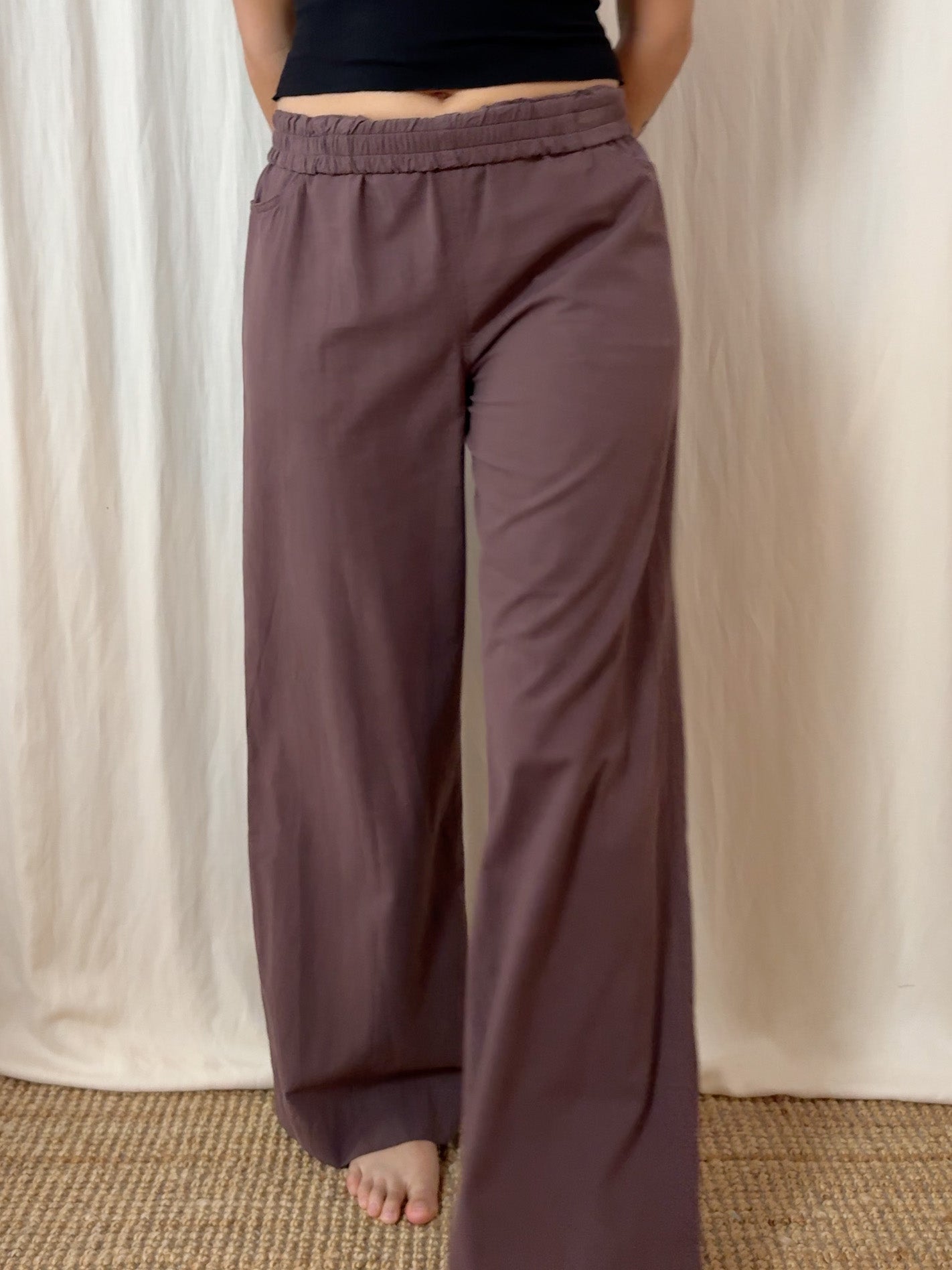 Wide leg trousers in plain brown