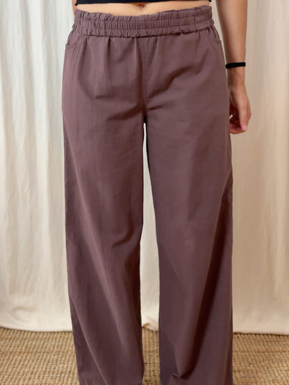Wide leg trousers in plain brown