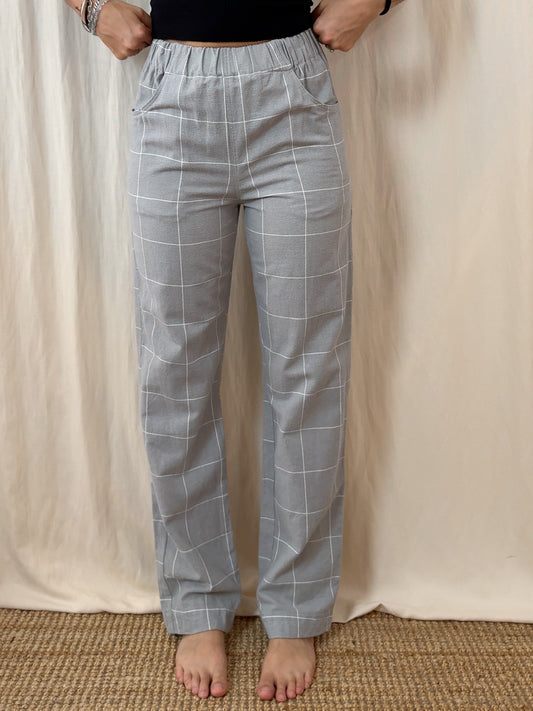 Straight trousers in light grey checks flannel