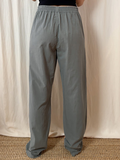 Straight trousers in grey green
