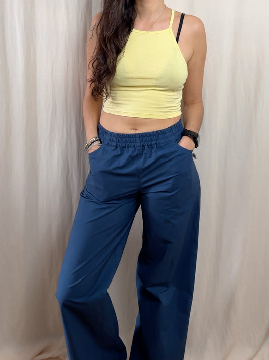 Wide leg trousers in deep royal blue