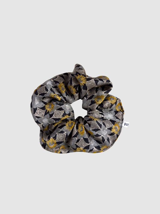 Scrunchie - grey with yellow flowers