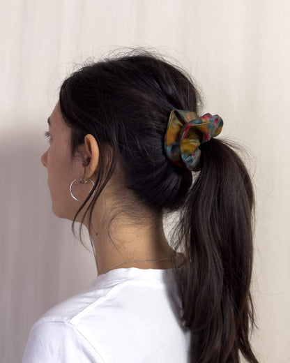 Scrunchie - multicoloured J. Ploenes tie #1