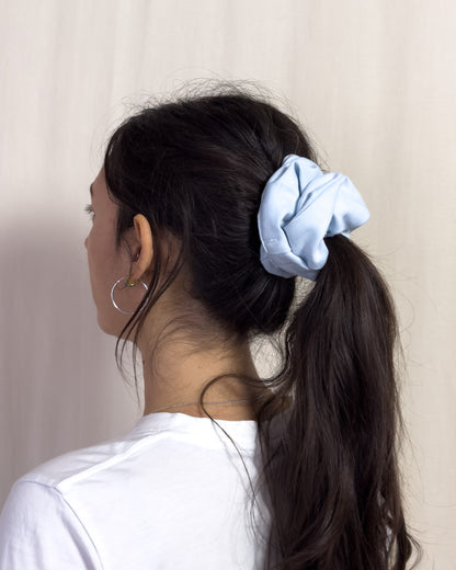 Scrunchie - blue stripes maxi