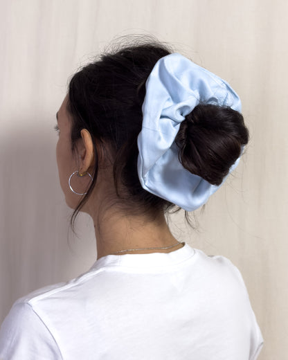 Scrunchie - blue stripes maxi