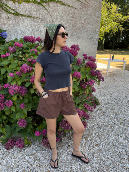 Drawstring shorts in brown stripes short length