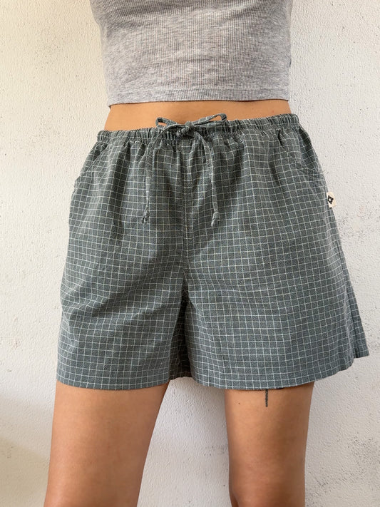 Drawstring shorts in grey checks mid length