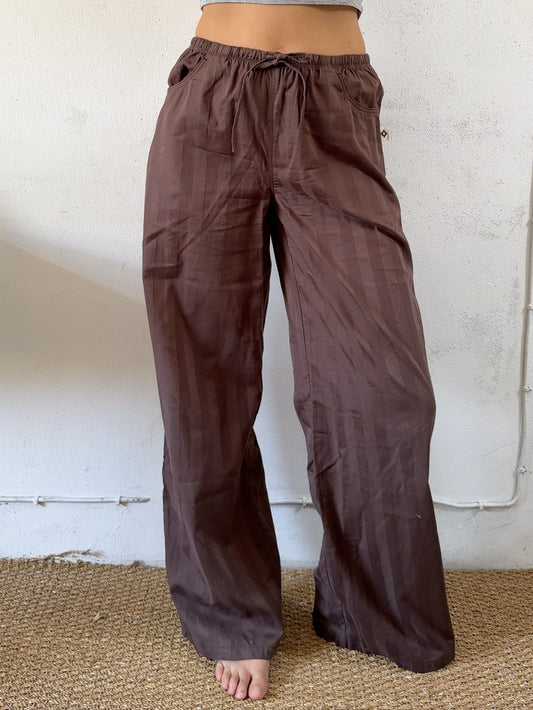 Drawstring trousers in brown stripes