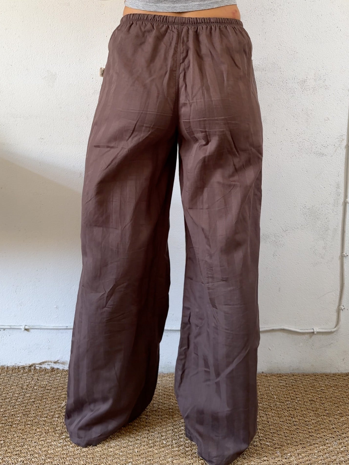 Drawstring trousers in brown stripes