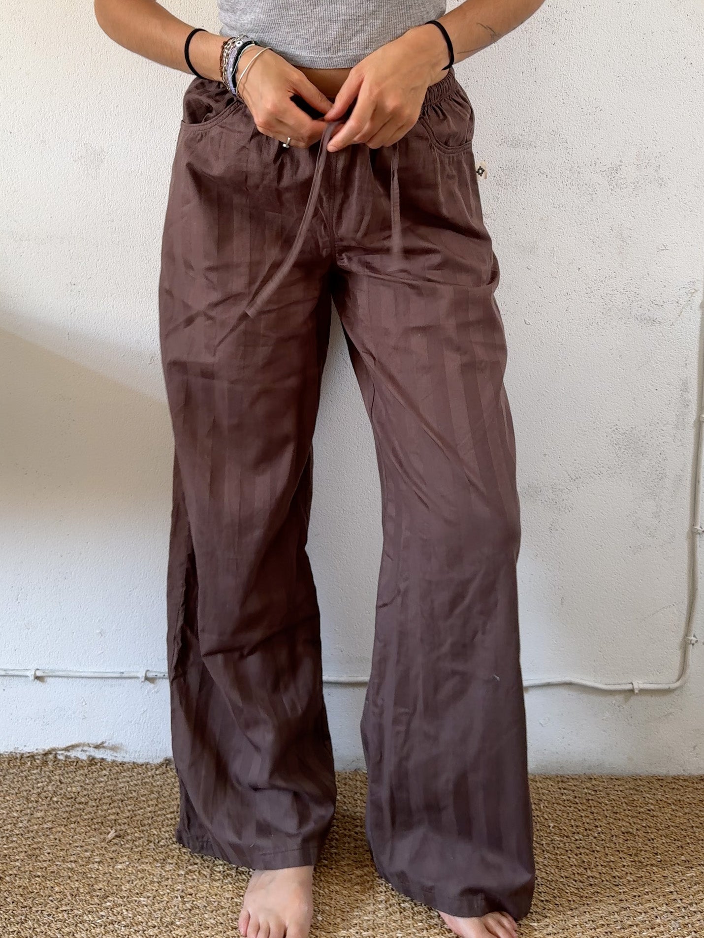 Drawstring trousers in brown stripes