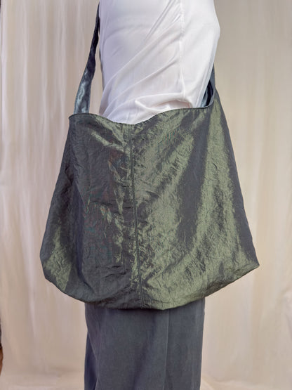 Handbag - dark green shiny - medium