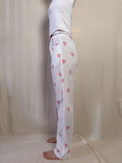 straight trousers in white with pink hearts