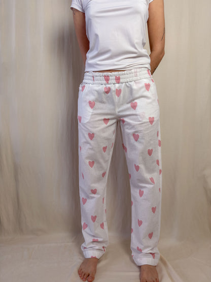 straight trousers in white with pink hearts