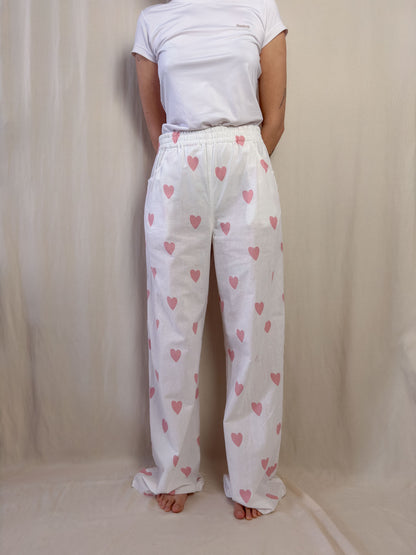 Wide leg trousers in white with pink hearts