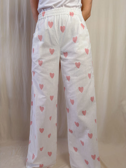 Wide leg trousers in white with pink hearts